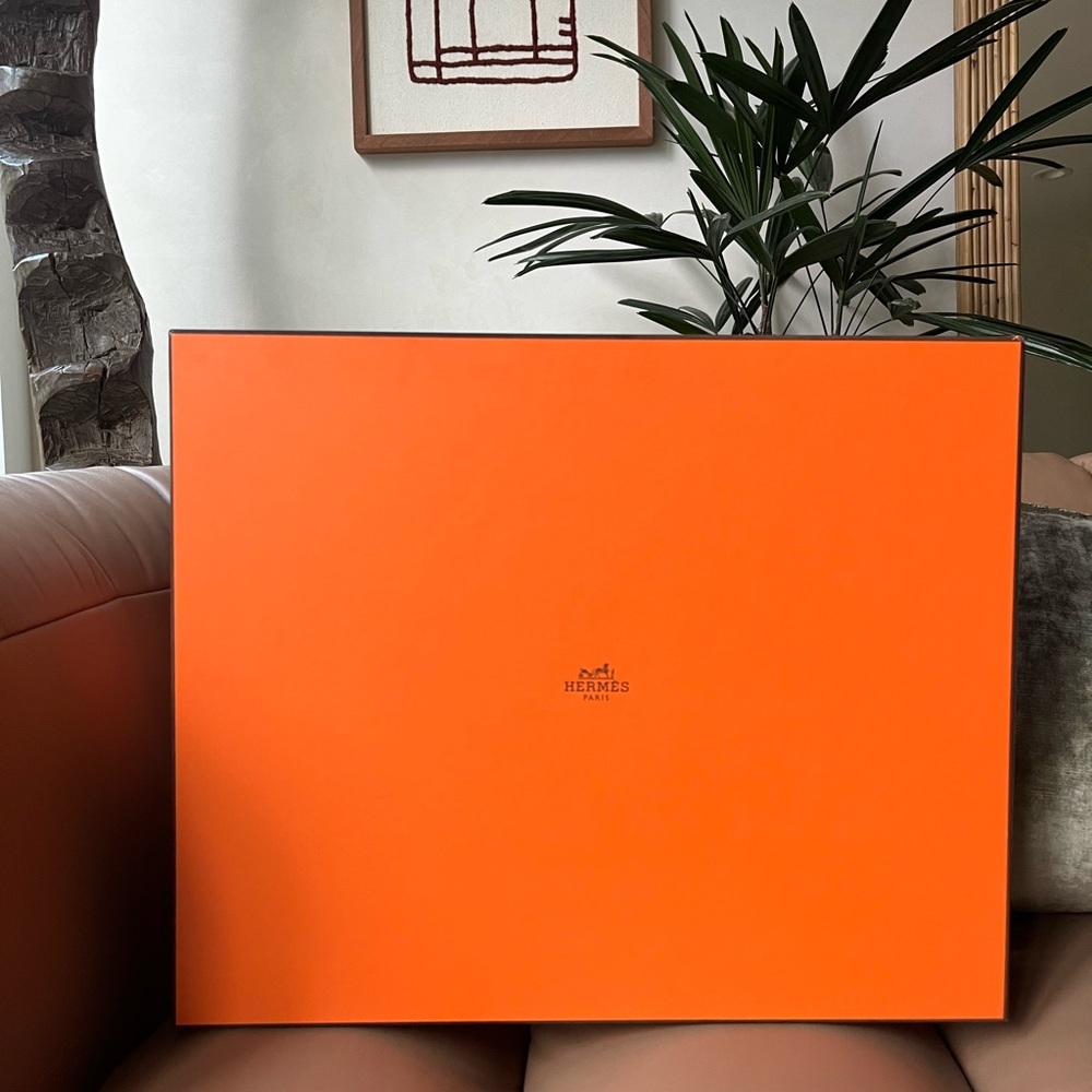 Hermes Avalon Gift Box XXL Extra Large (14.75 x 18 x 4)